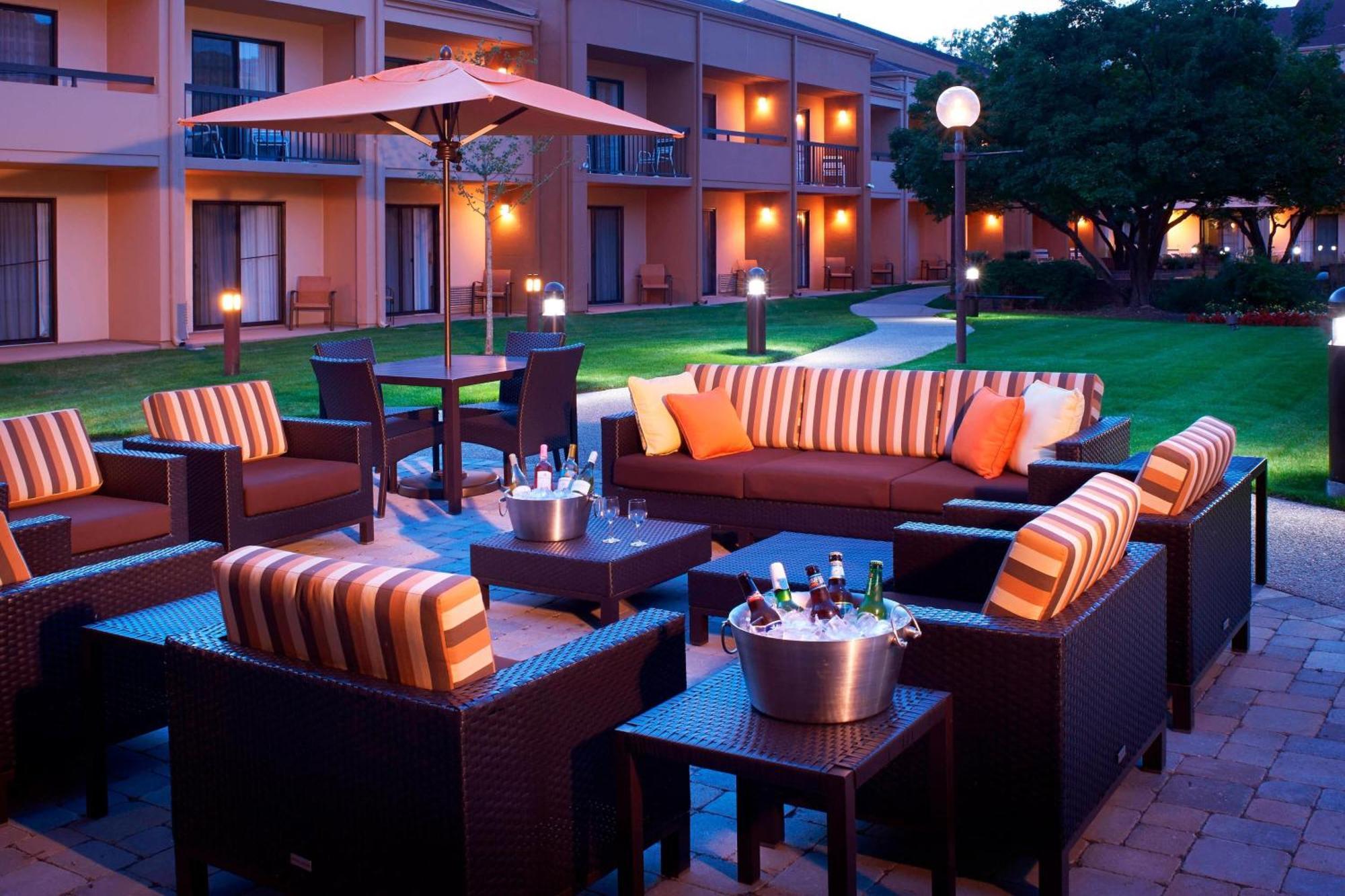Hotel Courtyard Chicago Arlington Heights/South Exterior foto